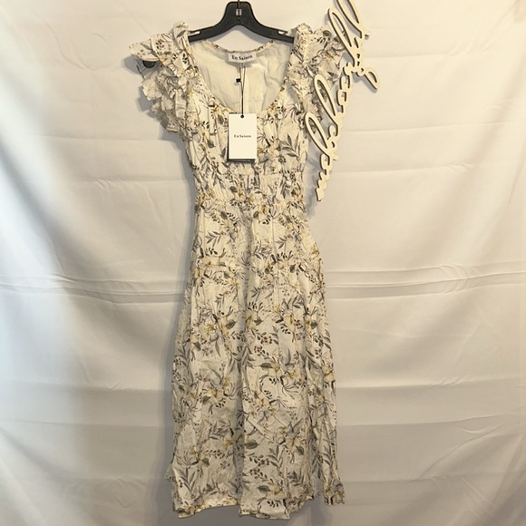 EN SAISON
Sage Multi Mindy Midi Dress - Picture 6 of 11